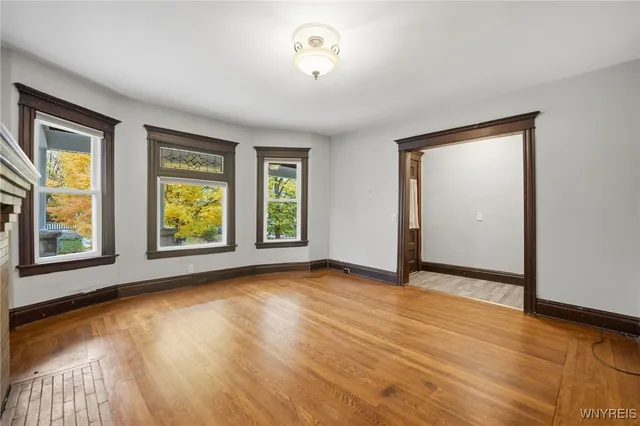 $1,750 | 830 Potomac Avenue, Buffalo, NY 14209