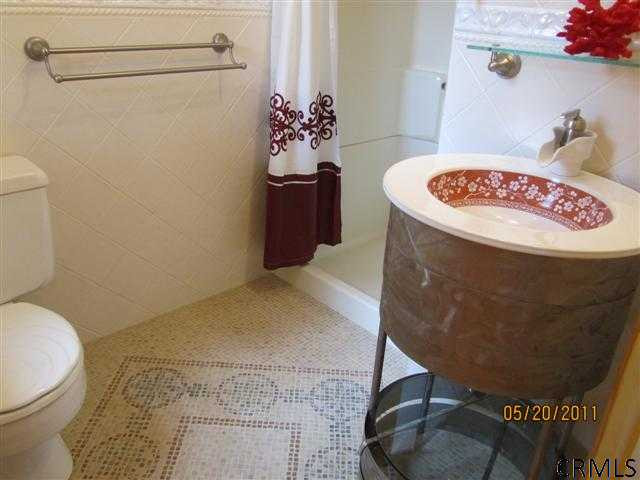 92 Devon Road Bethlehem, NY 12054 - Photo 13 of 15 Photo 13