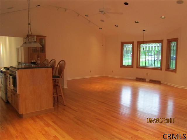 92 Devon Road Bethlehem, NY 12054 - Photo 3 of 15 Photo 3