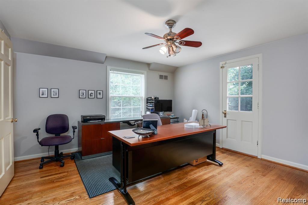 31241 Lahser Road Beverly Hills, MI 48025 - Photo 39 of 65