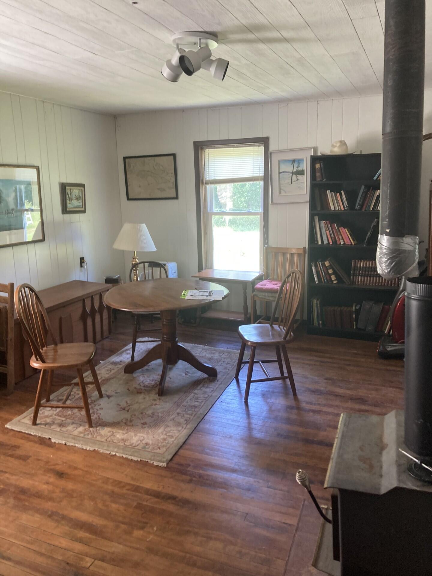 332 Seymour Road Chateaugay, NY 12920 - Photo 4 of 23