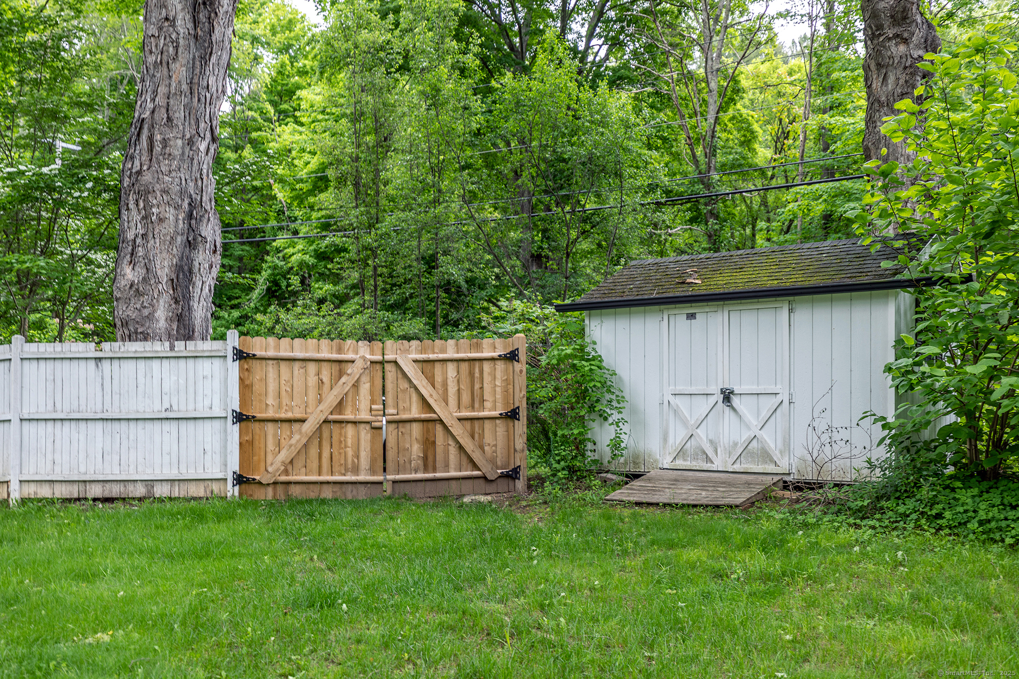 255 Aspetuck Ridge Road New Milford, CT 06776 - Photo 27 of 33 Shed for all your gardening endeavors