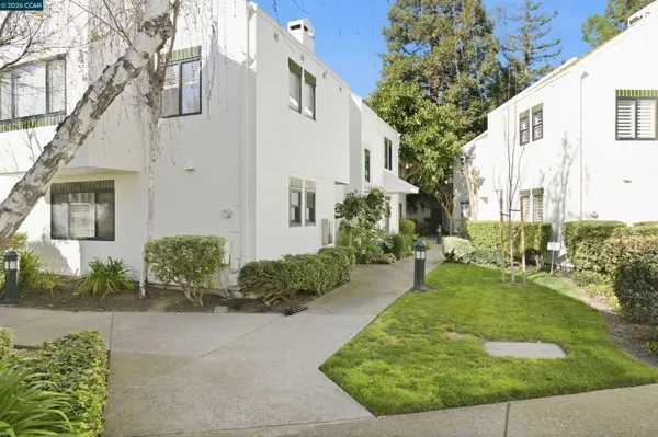 $650,000 | 55 Mozden Lane, Pleasant Hill, CA 94523