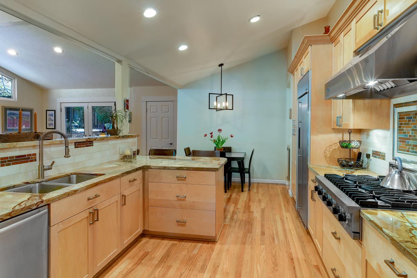 106 Ridgeview Court Santa Cruz, CA 95060 - Photo 18 of 38
