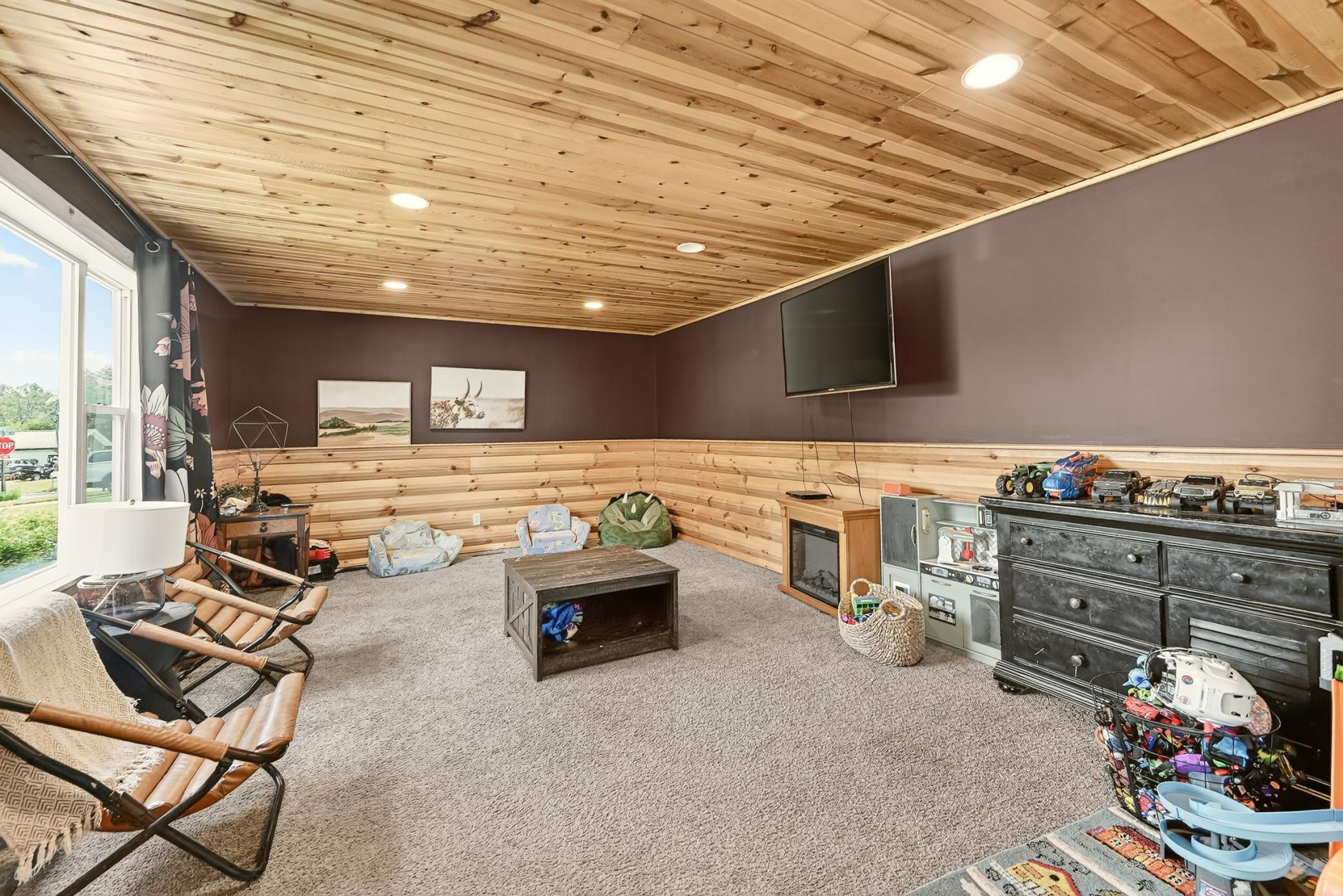 1004 6th Street Northwest Dodge Center, MN 55927 - Photo 5 of 25