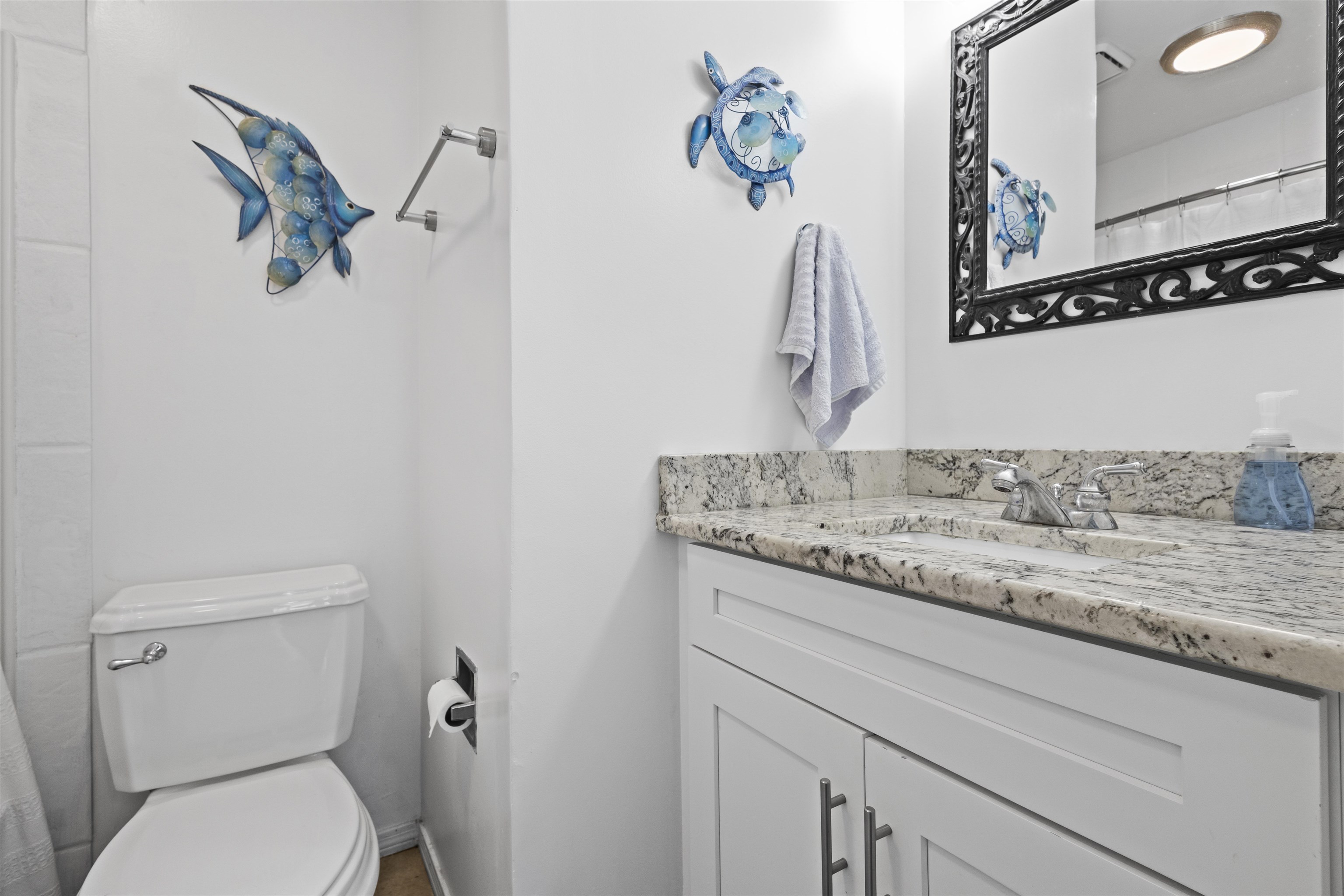 25925 -C Canal Road, Unit 207 Orange Beach, AL 36561 - Photo 28 of 42 Bathroom