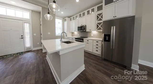 $4,060 | 17014 Fairmount Way, Unit B1, Pineville, NC 28134