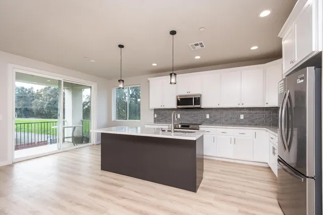 $569,999 | 42009 Bessie Dyer Court, Knights Landing, CA 95645