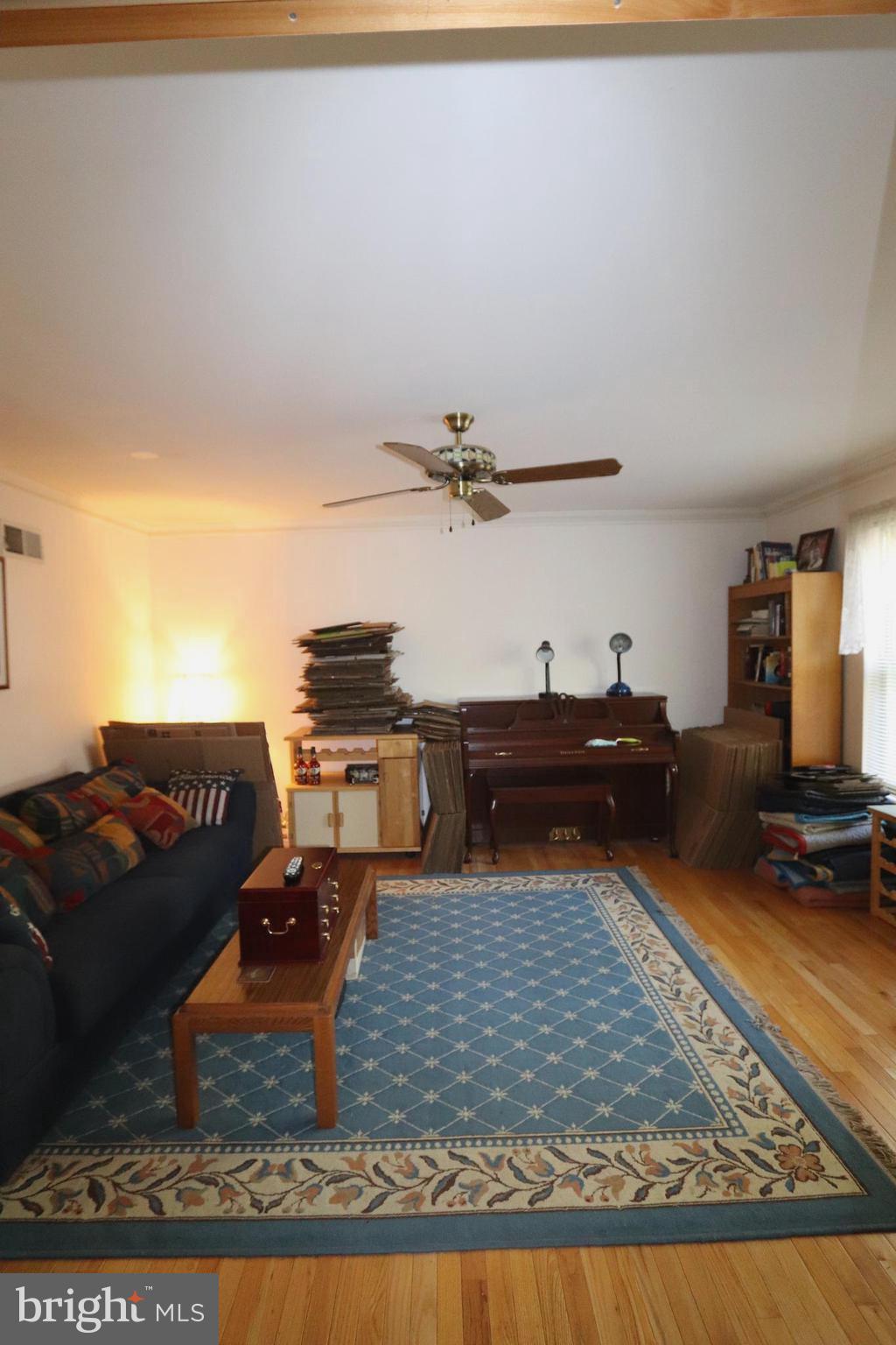 7412 Damascus Road Gaithersburg, MD 20882 - Photo 20 of 52 Formal Living Room