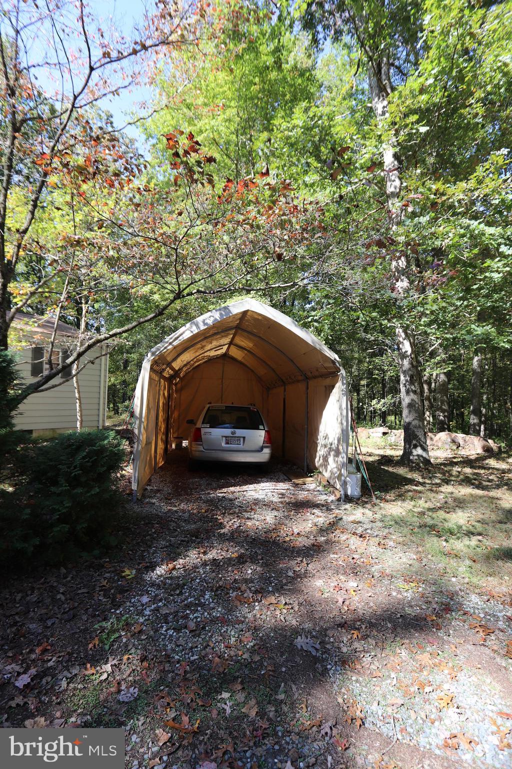 7412 Damascus Road Gaithersburg, MD 20882 - Photo 4 of 52 Portable Garage Storage