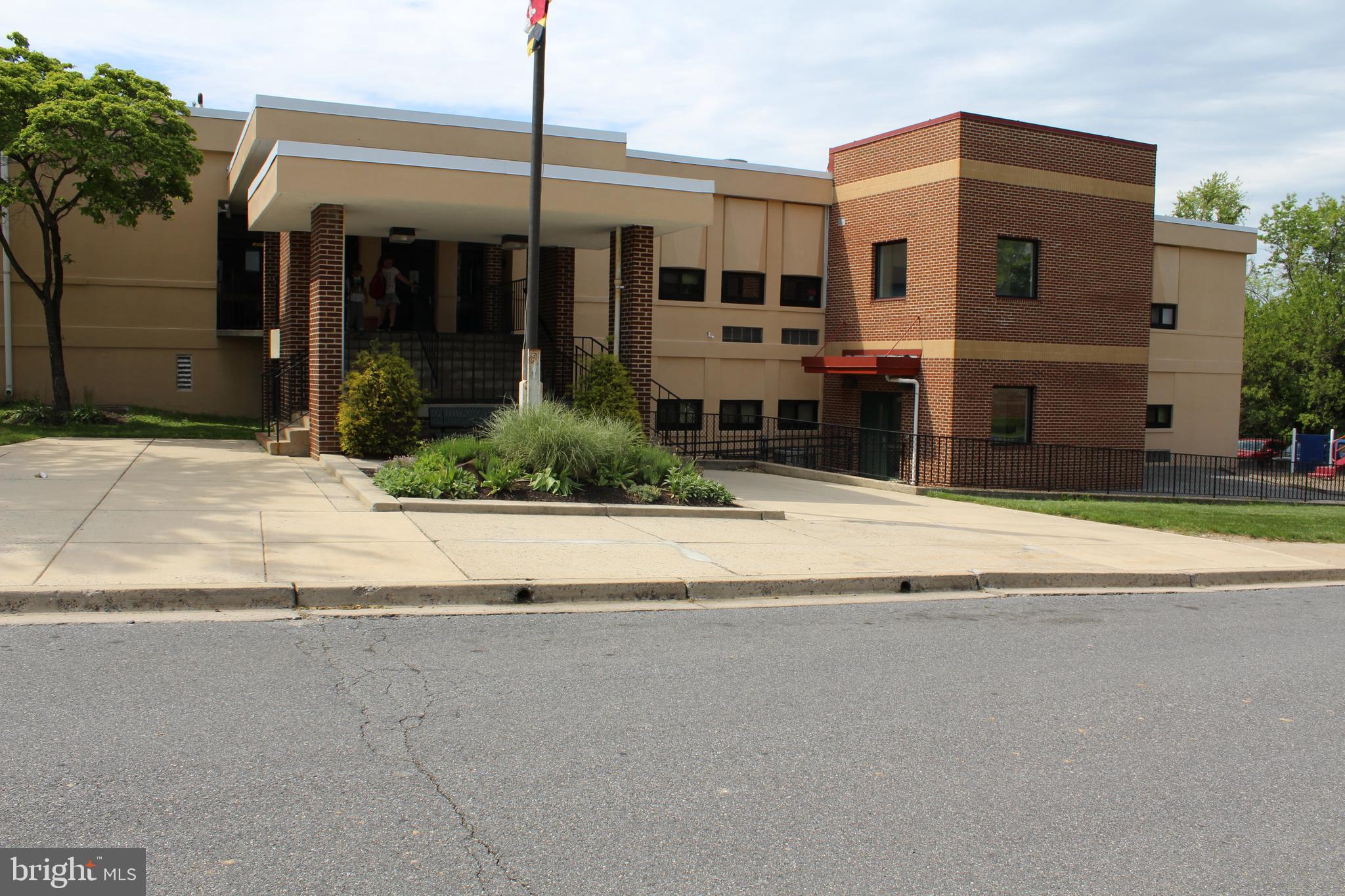 7412 Damascus Road Gaithersburg, MD 20882 - Photo 51 of 52 Damascus High School