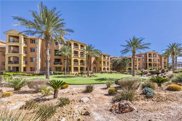 $485,000 | 30 Via Mantova, Unit 202, Henderson, NV 89011