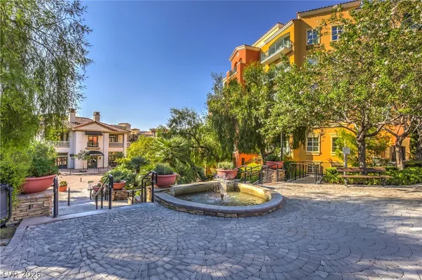 $485,000 | 30 Via Mantova, Unit 202, Henderson, NV 89011