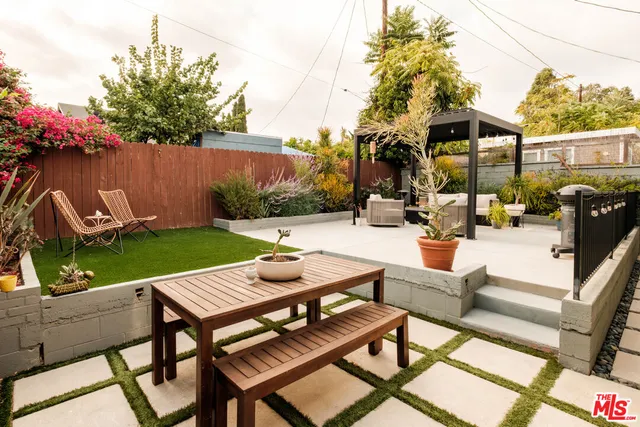 $1,390,000 | 549 Meridian Terrace, Los Angeles, CA 90042