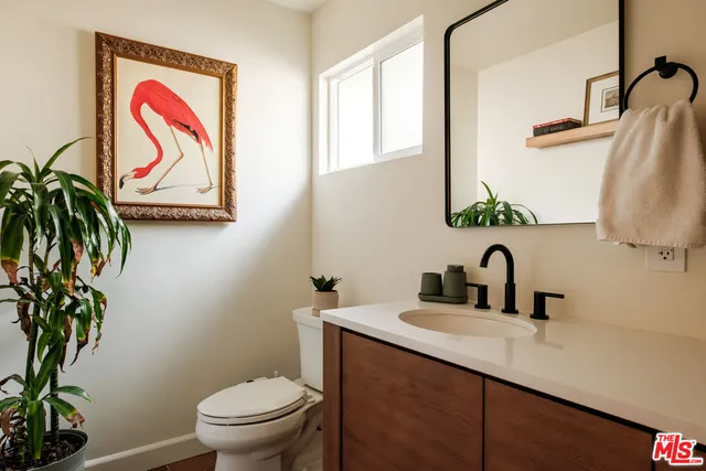 $1,390,000 | 549 Meridian Terrace, Los Angeles, CA 90042