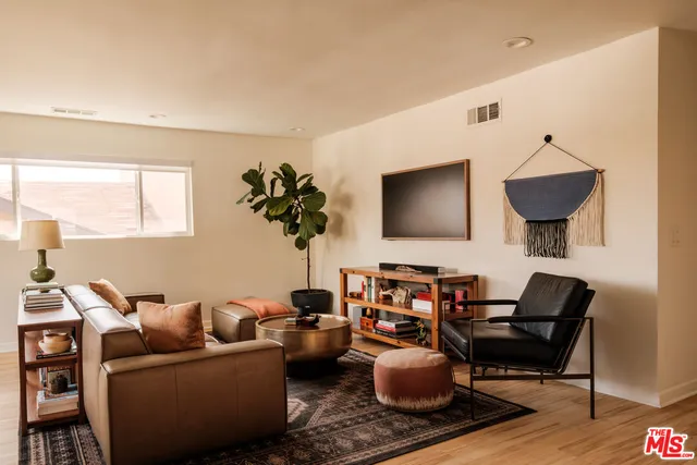 $1,390,000 | 549 Meridian Terrace, Los Angeles, CA 90042