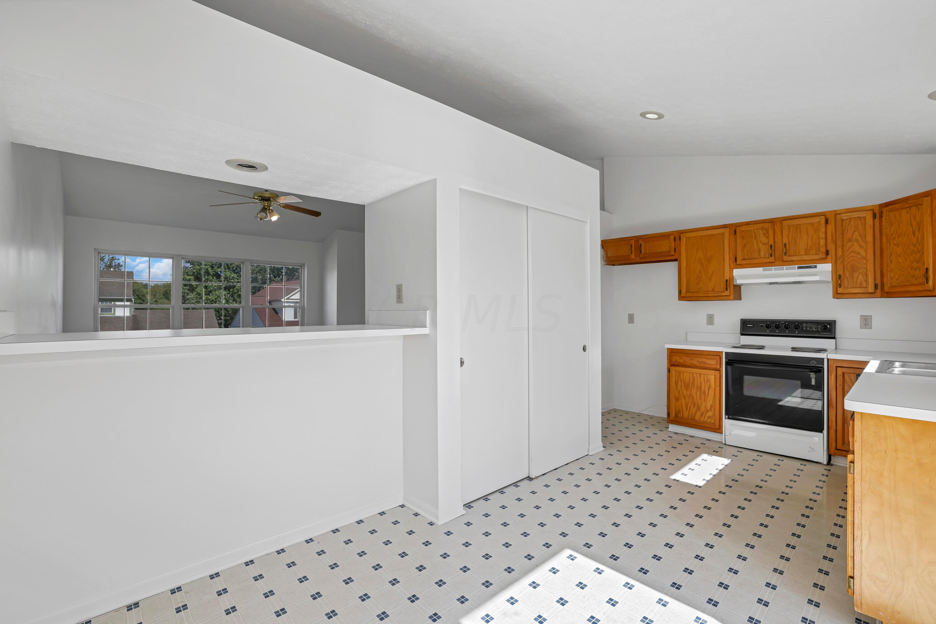 3531 Rocky Road Columbus, OH 43223 - Photo 9 of 30 GR7A9597