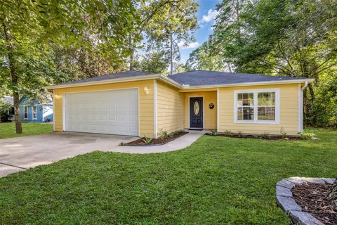 $315,000 | 5945 Sinclair Drive, Montgomery, TX 77316