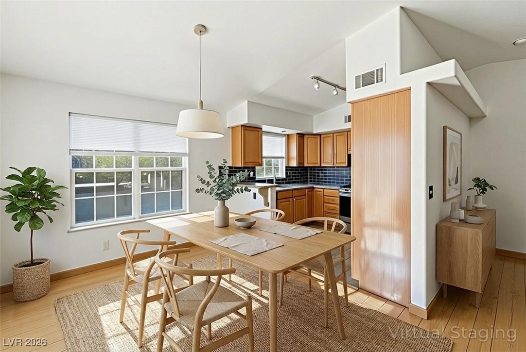 520 Arrowhead Trail, Unit 522 Henderson, NV 89015 - Photo 2 of 20