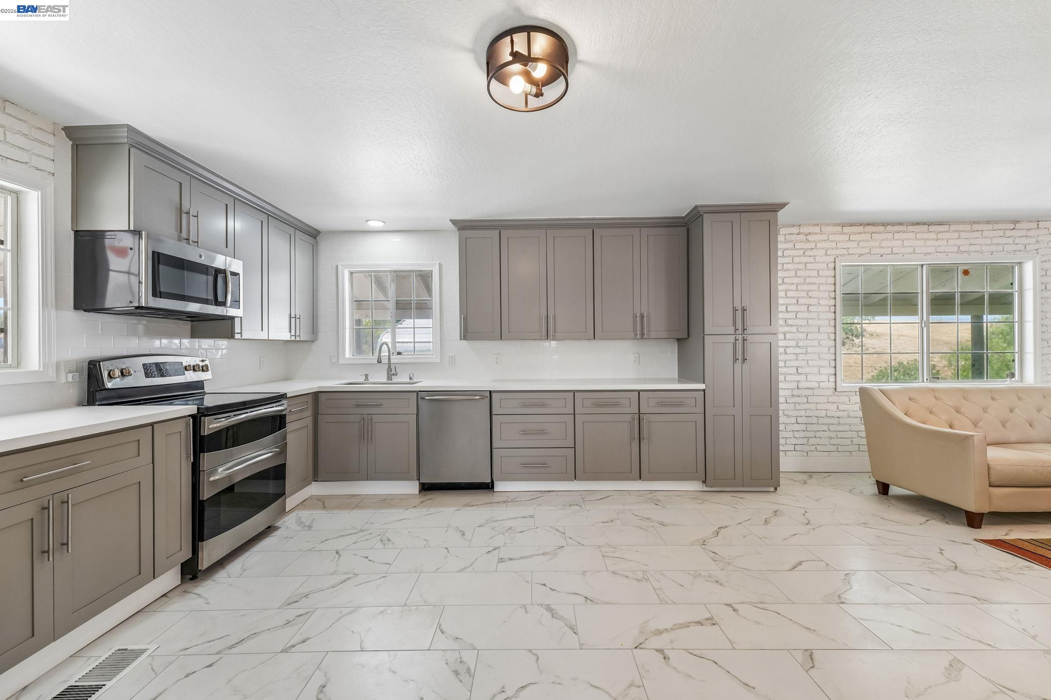 16881 North Midway Road Tracy, CA 95377 - Photo 5 of 69