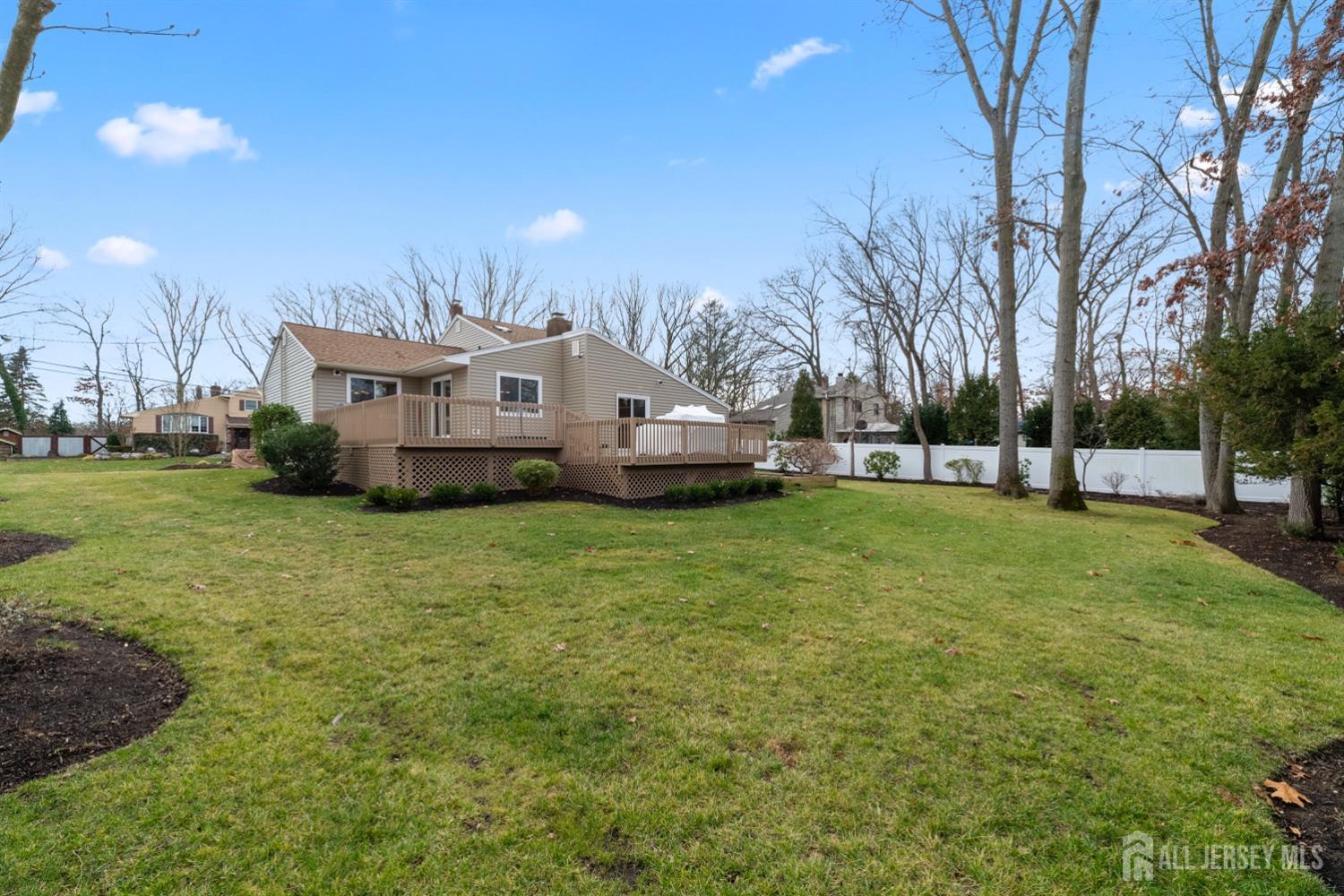 21 Rolling Road East Brunswick, NJ 08816 - Photo 24 of 32 Gallery Image 24