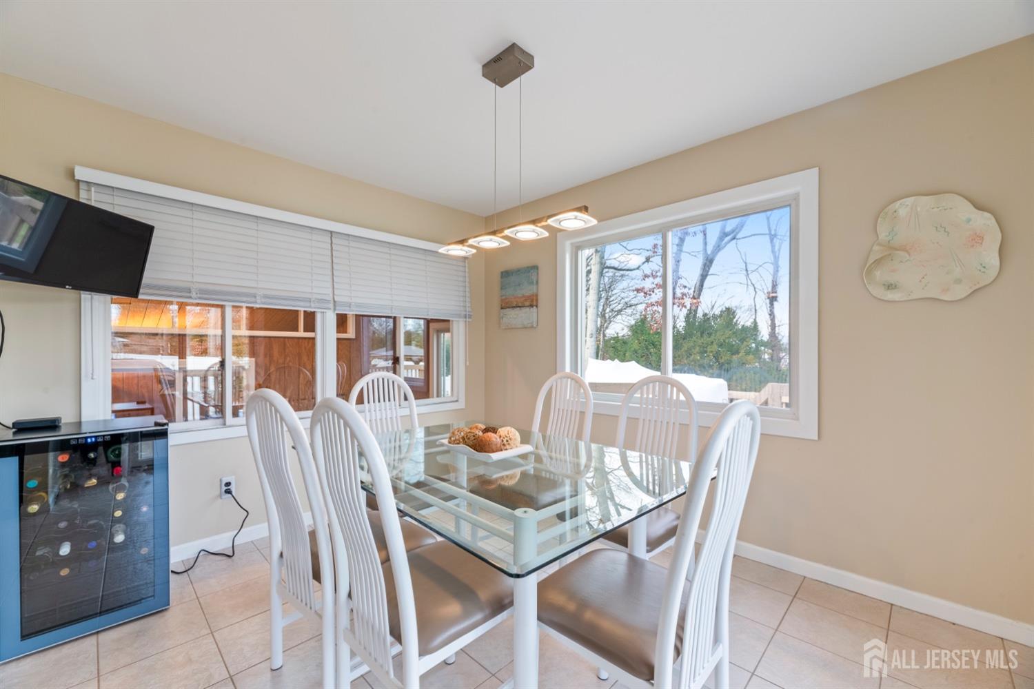 21 Rolling Road East Brunswick, NJ 08816 - Photo 8 of 32 Gallery Image 8
