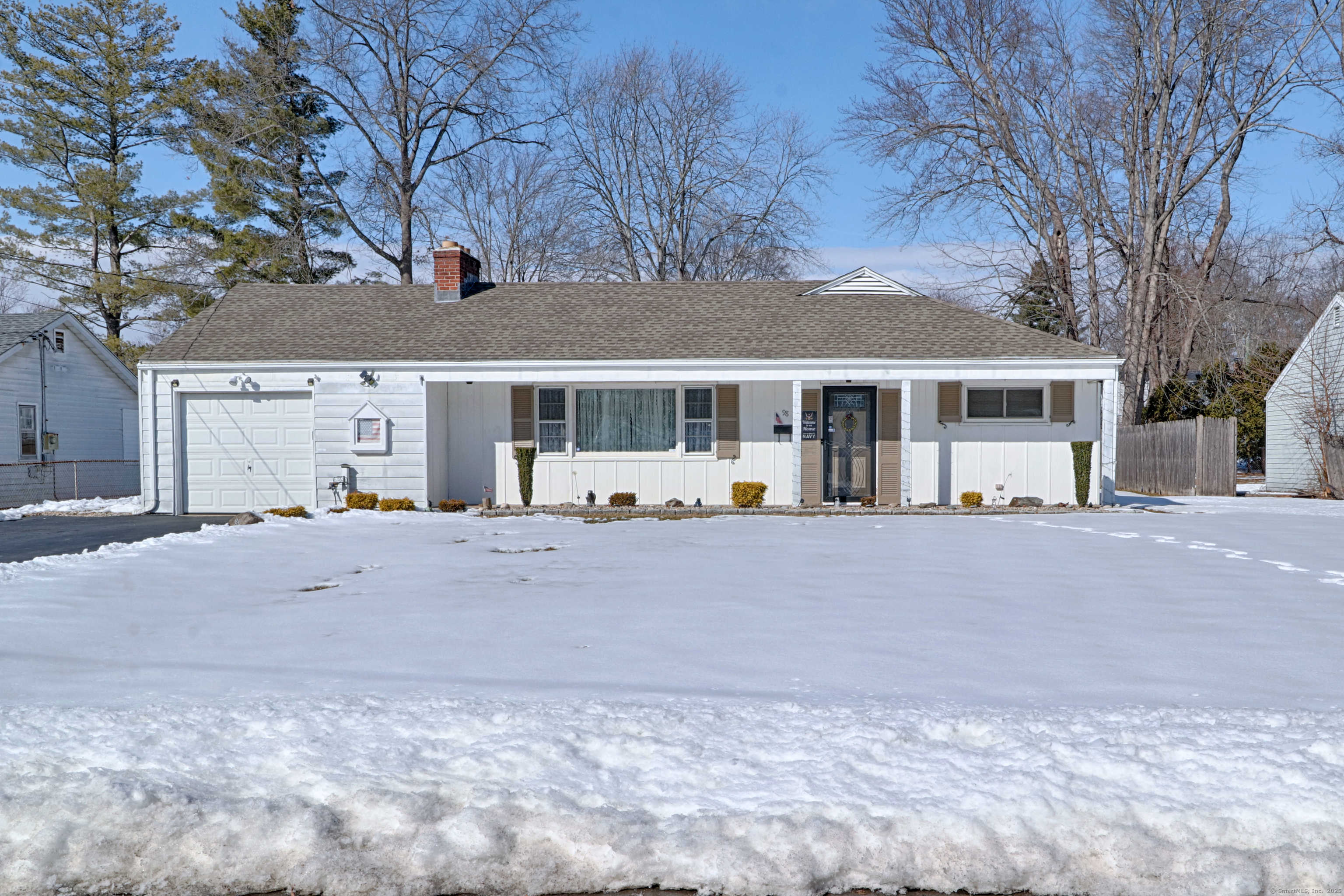 98 Sunset Road Newington, CT 06111 - Photo 1 of 1 Front View