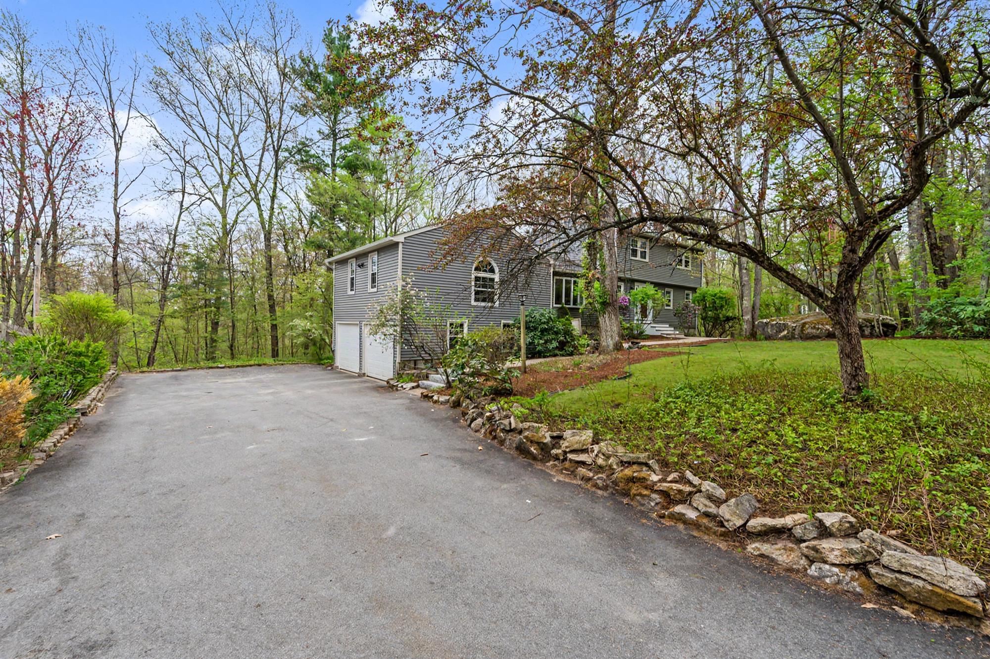 29 Old Sawmill Road Bedford, NH 03110 - Photo 46 of 46