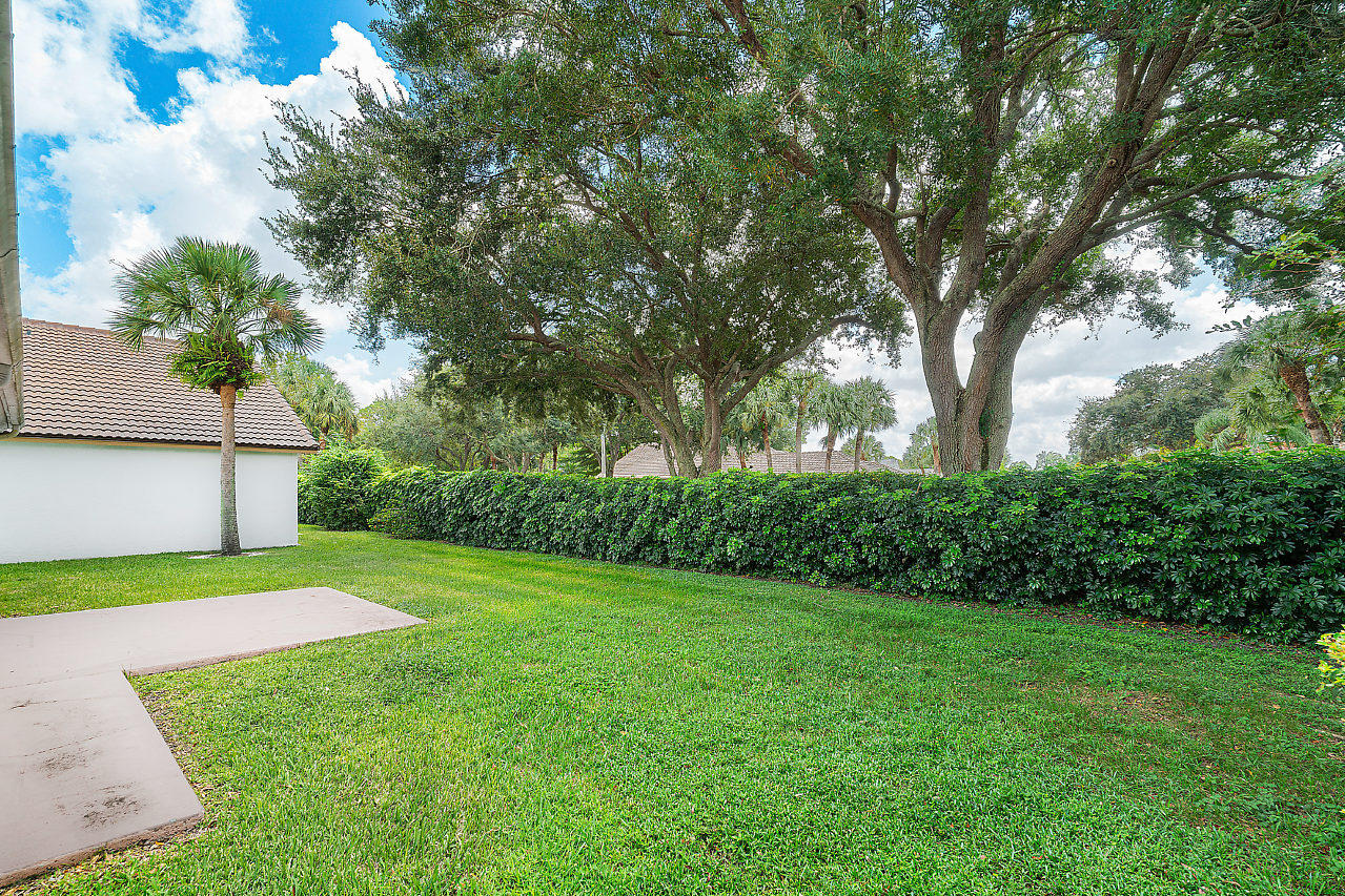 161 Cove Road Greenacres, FL 33413 - Photo 25 of 41 Backyard