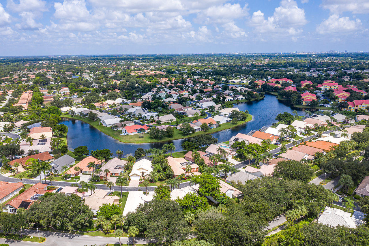 161 Cove Road Greenacres, FL 33413 - Photo 3 of 41 South Cove