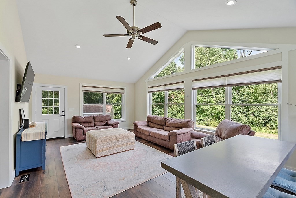 12 Coulson Road Berlin, MA 01503 - Photo 9 of 29 Gallery Image 9