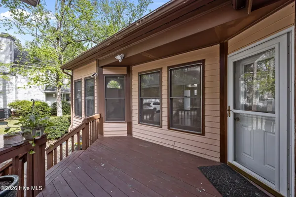 $292,000 | 801 Deerfoot Circle, New Bern, NC 28562