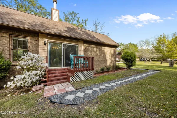 $292,000 | 801 Deerfoot Circle, New Bern, NC 28562