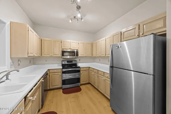 $292,000 | 801 Deerfoot Circle, New Bern, NC 28562