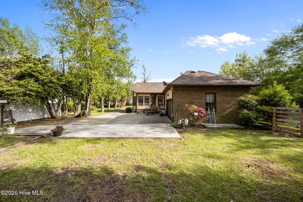 $292,000 | 801 Deerfoot Circle, New Bern, NC 28562