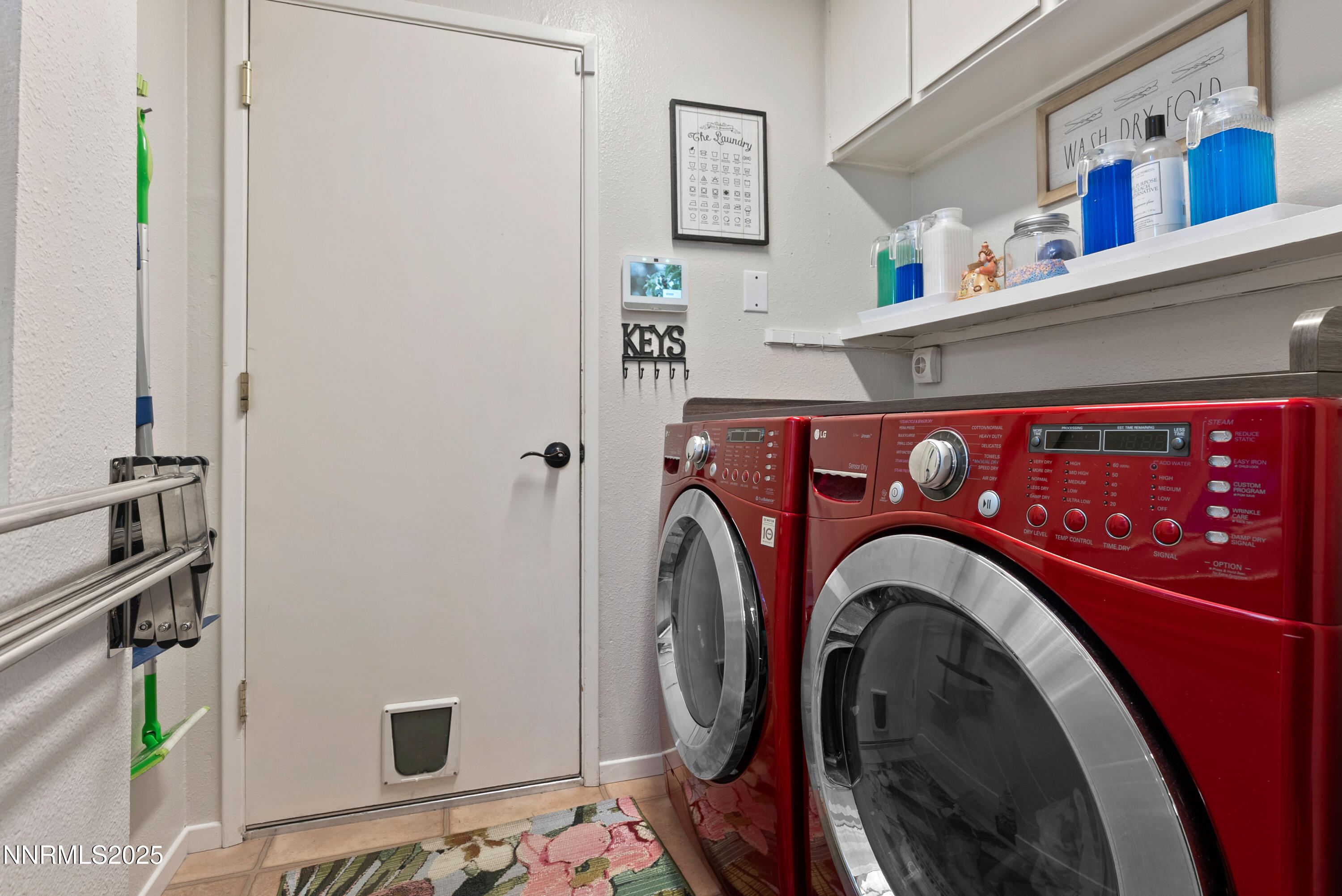 6435 Meadow Valley Lane Reno, NV 89519 - Photo 15 of 34 32-6435 Meadow Valley Ln-interior-116