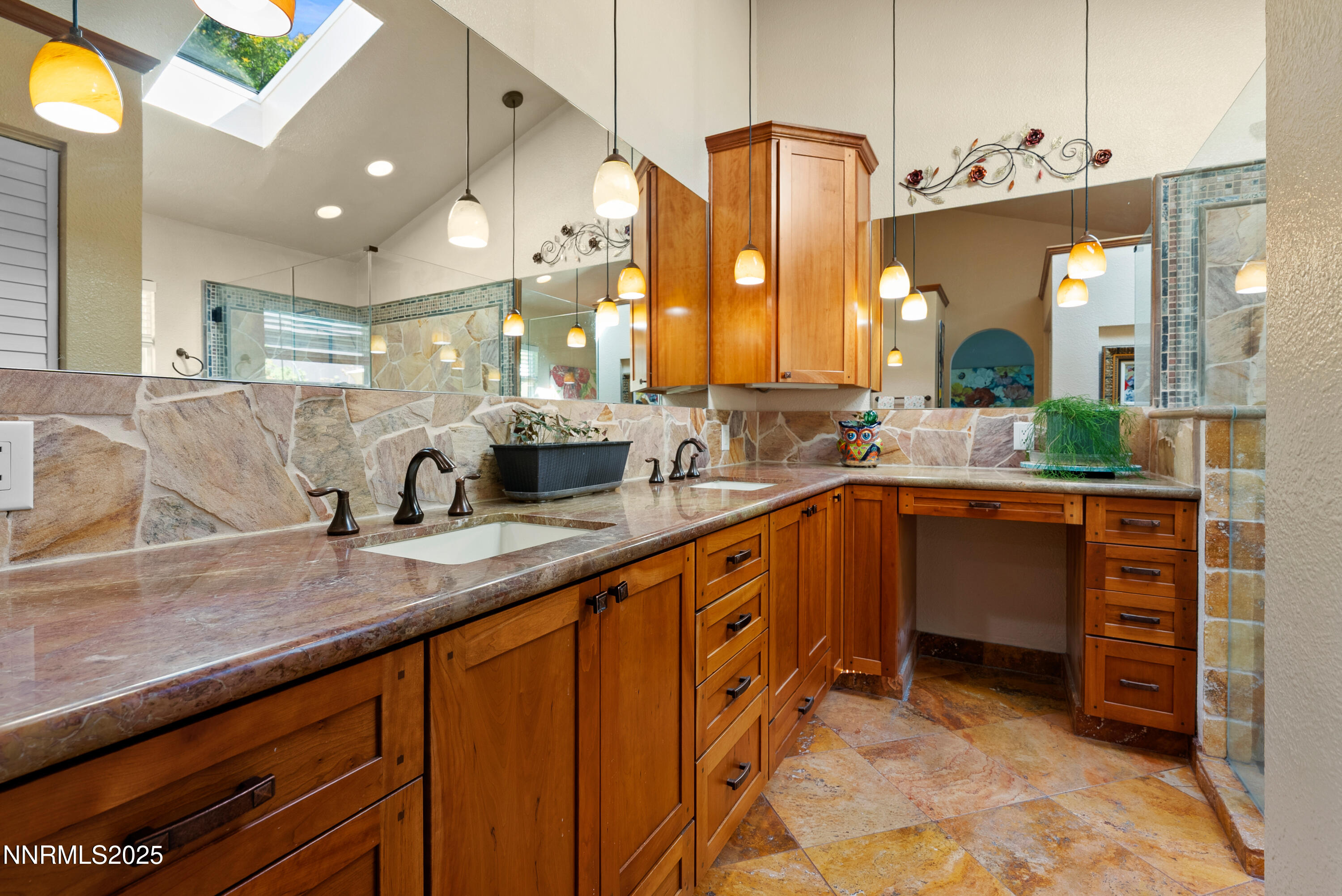 6435 Meadow Valley Lane Reno, NV 89519 - Photo 19 of 34 33-6435 Meadow Valley Ln-interior-117