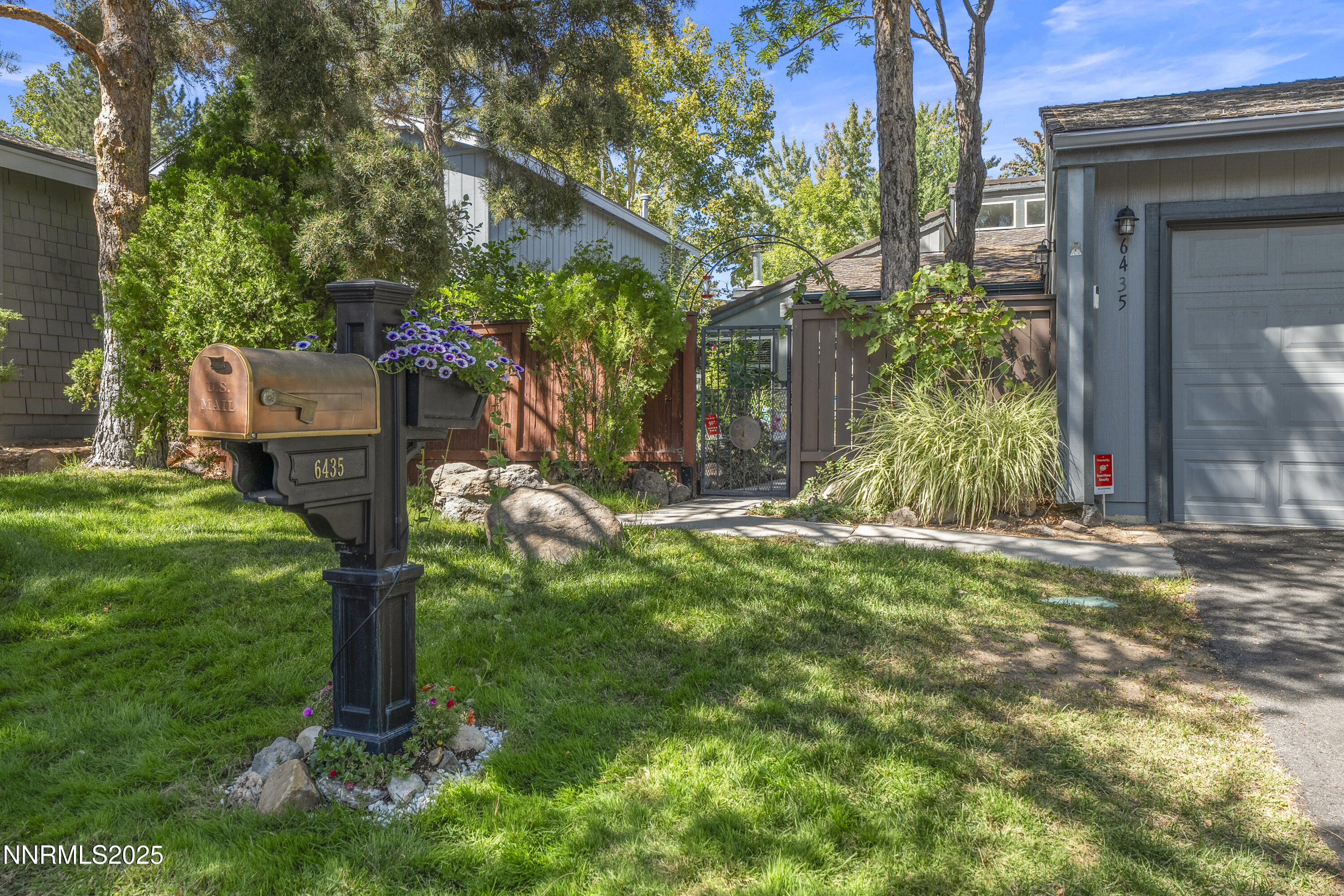 6435 Meadow Valley Lane Reno, NV 89519 - Photo 2 of 34 04-6435 Meadow Valley Ln-125-15-117