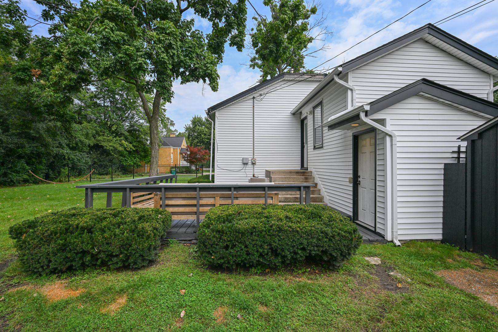 140 West Frontage Road Northfield, IL 60093 - Photo 20 of 29 Gallery Image 20