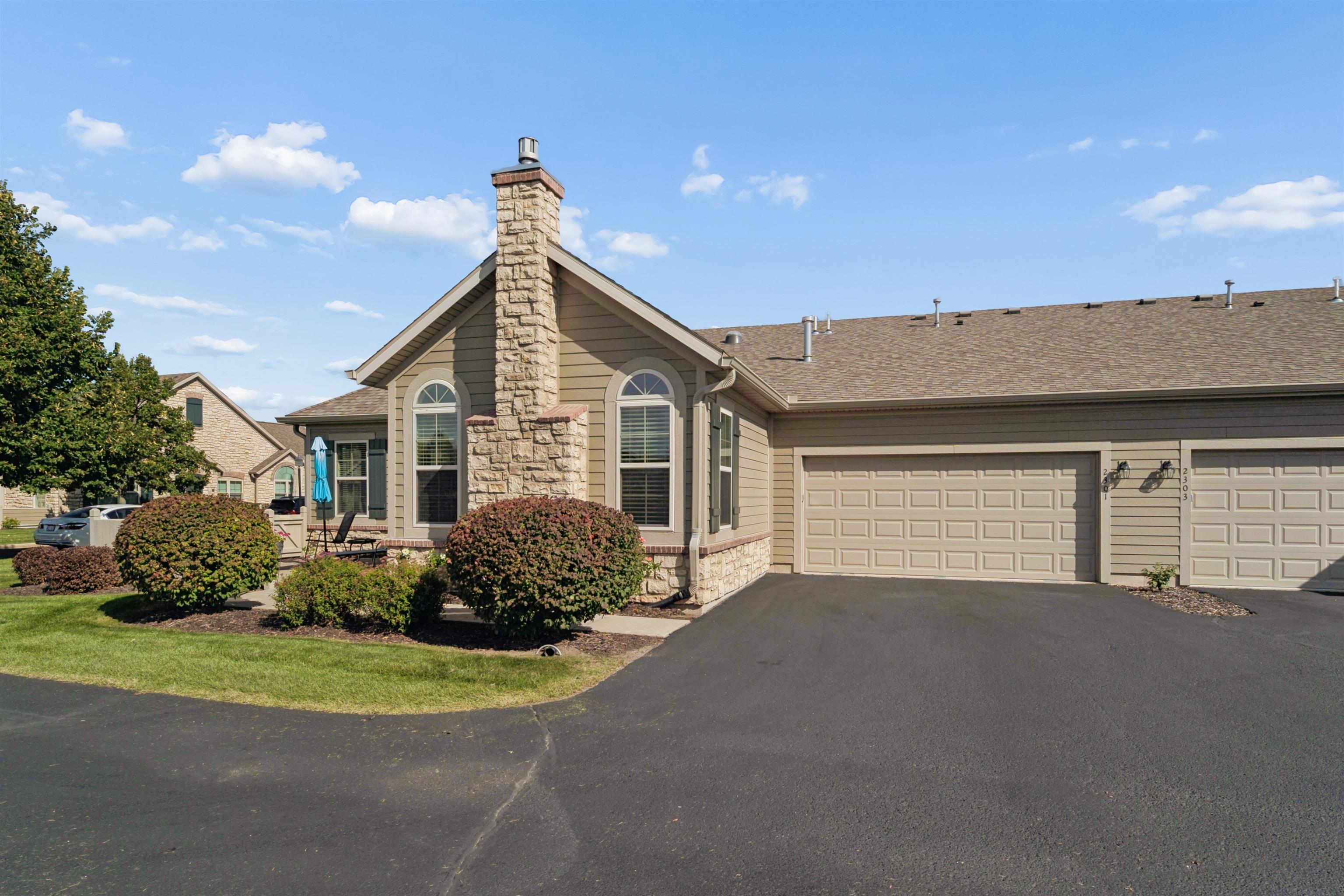 2301 East Tuscany Way Appleton, WI 54913 - Photo 1 of 25 Gallery Image 1