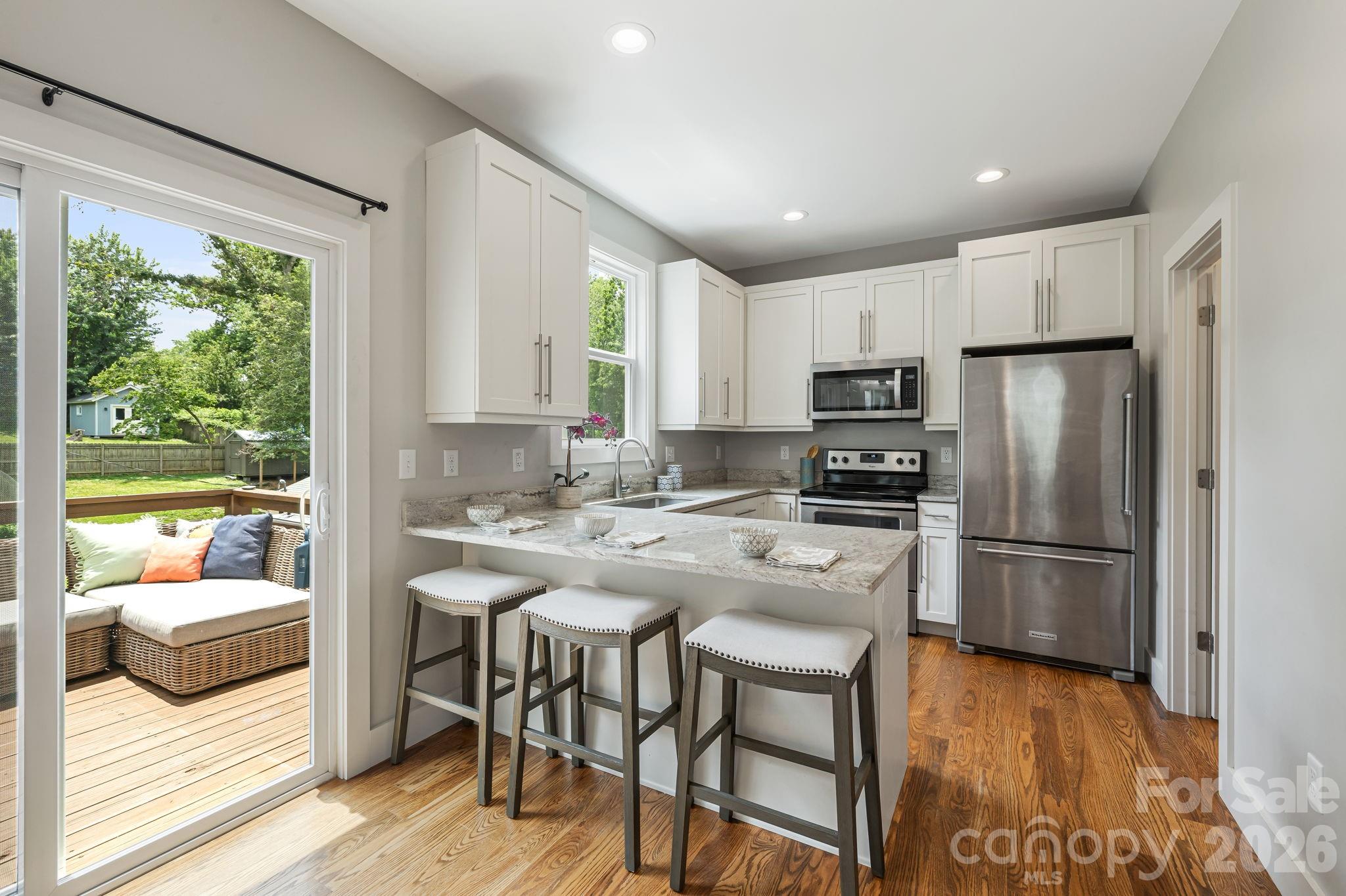 81 Bellevue Road Asheville, NC 28803 - Photo 12 of 35