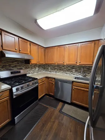 $2,300 | 22 Oyster Bay, Unit 22D, Absecon, NJ 08201