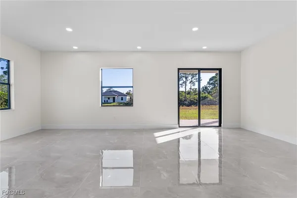 $1,990 | 1134 Cummings Street East, Lehigh Acres, FL 33974