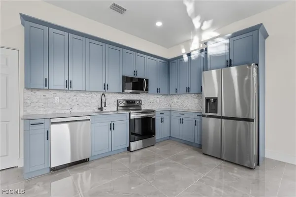 $1,990 | 1134 Cummings Street East, Lehigh Acres, FL 33974