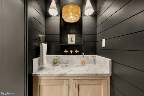 $1,175,000 | 1356 North Carolina Avenue Northeast, Washington, DC 20002