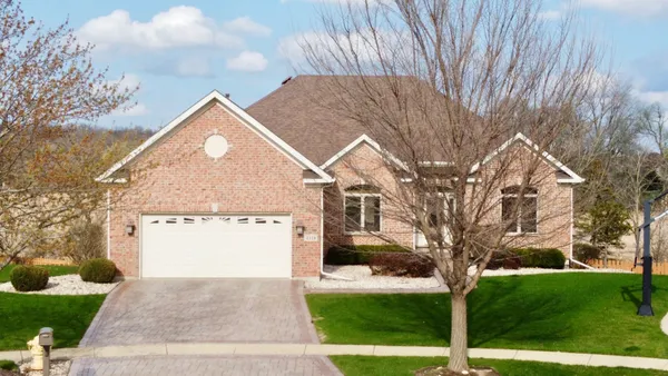 $559,900 | 1118 Beachwood Court, Antioch, IL 60002