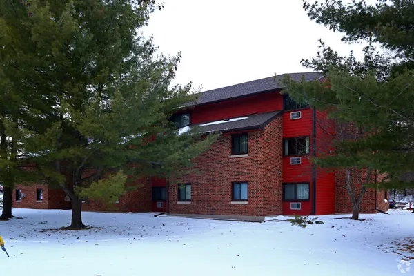 $1,225 | 250 Femrite Drive, Madison, WI 53716