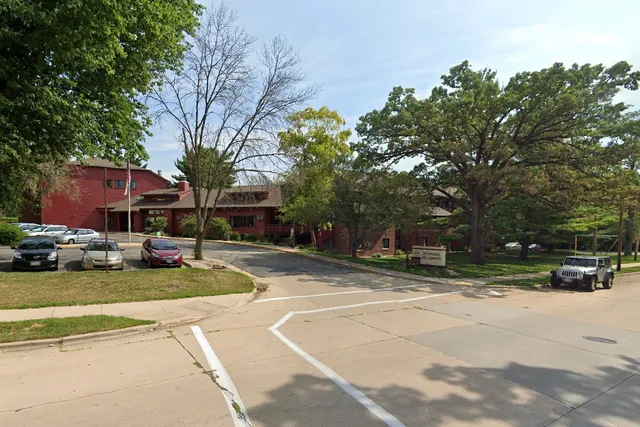 $1,225 | 250 Femrite Drive, Madison, WI 53716