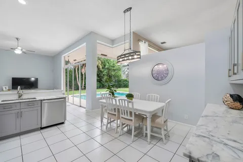 $1,120,000 | 6524 Northwest 98th Drive, Parkland, FL 33076