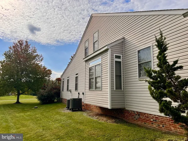 $400,000 | 305 Brookline Drive, Charles Town, WV 25414